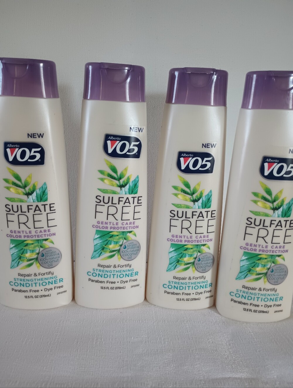 Alberto Vo5 Conditioner color protection Repair & Fortify bundle of 4